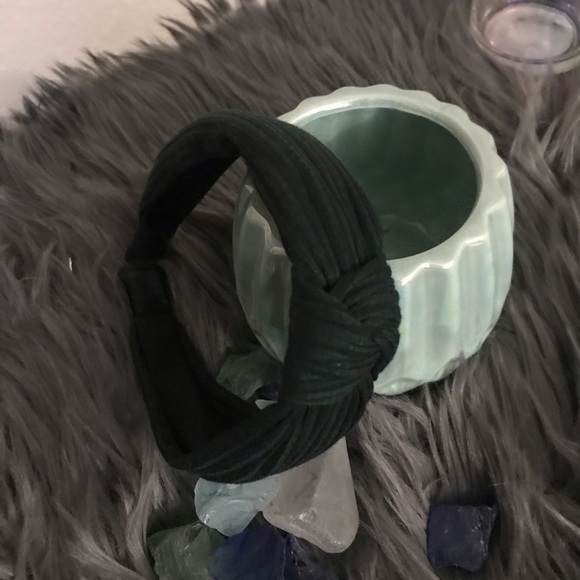 NW Rib Knit Knot Headband - Picture 1 of 4